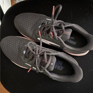 Brooks Anthem 6 Charcoal and Pink Running Shoes